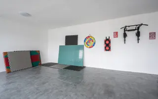Pomôžte nám rozbehnúť FAMÓZNE centrum pre mládež plné jedinečných príležitostí