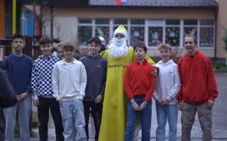 Žltý Mikuláš | Pomôžme 48 deťom získať liečbu, ktorá im dá šancu na zdravší život.