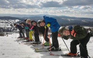 SNOWSPORTS DEŤOM: Naučme lyžovať deti, ktoré si to nemôžu dovoliť!