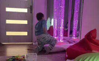 Pomôžme Kaikovi napredovať – aby raz mohol povedať „mama“ Pomôžme Kaikovi napredovať – aby raz mohol povedať „mama“