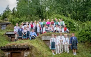 Keď srdce bije pre folklór – zabezpečnme kroje pre folklórne kolektívy z Liptovskej Tepličky