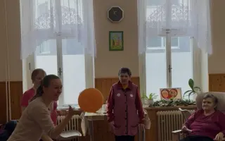 Pomôžme imobilným pacientom prekonať schody – výťah pre Dom charity sv. Kamila