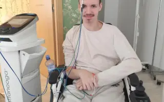 Pomôžme Marekovi postaviť sa na nohy