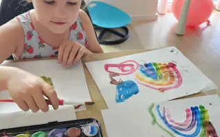 Pomôžme Emily pokračovať v ABA terapiách