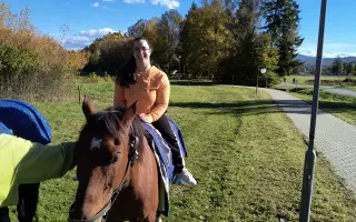 Pomôžme Katke s detskou mozgovou obrnou – spastickou kvadruparézou rehabilitovať