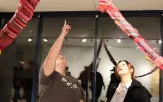 Spoznajte umenie textilu na medzinárodnej výstave Weave the wave!