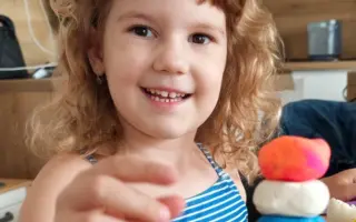 Pomôžme Emily pokračovať v ABA terapiách