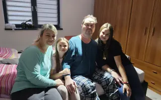 Pomôžme Lucke a jej dcérkam po strate ich milovaného ocka Rastíka