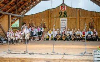 Keď srdce bije pre folklór – zabezpečnme kroje pre folklórne kolektívy z Liptovskej Tepličky