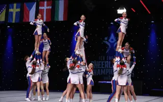Pomôžme Oliverovi reprezentovať Slovensko na Majstrovstvách sveta v cheerleadingu v USA