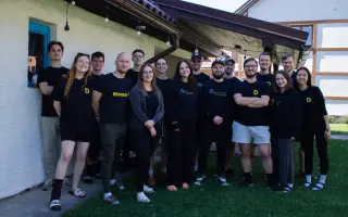 DEMDIS | Všetci kričia, nikto nepočúva. Pomôžte Slovensku znovu sa rozprávať.