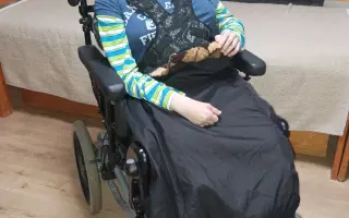 Pomôžme Klárke spríjemniť cestovanie a prechádzky