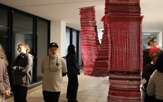 Spoznajte umenie textilu na medzinárodnej výstave Weave the wave!