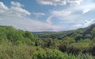 Podporte dokončenie slamenej stavby pre občianske združenie Pestrica