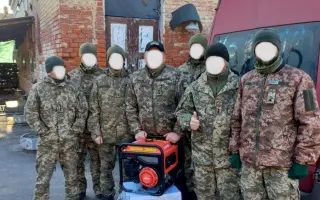 Pokračujeme: generátory a nabíjacie stanice sú pre ukrajinských vojakov kľúčové