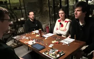 Hra Hybrid | Zaži šialené dobrodružstvá v bezpečí svojej fantázie