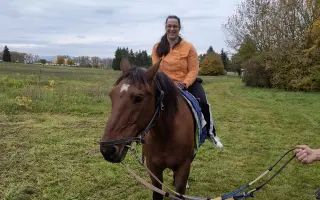 Pomôžme Katke s detskou mozgovou obrnou – spastickou kvadruparézou rehabilitovať