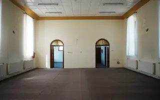 Pomôžte nám otvoriť kostol pre ľudí, ktorí nechodia do kostola!