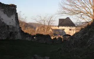Zachovajme kontinuitu archeologického výskumu na hrade Čabraď