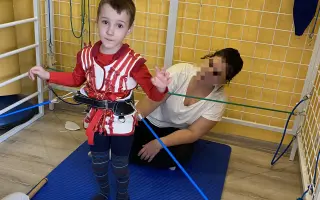 Ondrík sa postavil na nohy napriek zlej prognóze. Pomôžme mu pokračovať!