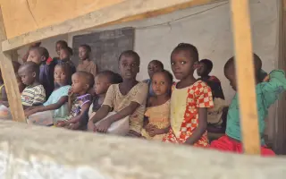 Darujme deťom v Sierra Leone čistú vodu