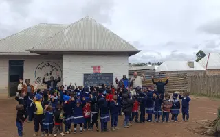 Postavme spolu druhú školu pre deti v Tanzánii