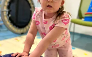 Ninka sa učí znova hýbať. Pomôžme jej urobiť ďalšie kroky.