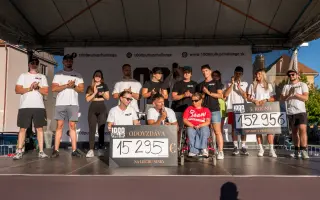 1000 Pull up Challenge podporuje Majku, pridaj sa k nám