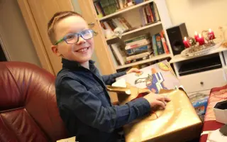David od narodenia bojuje so vzácnym genetickým ochorením. Pomôžme mu.