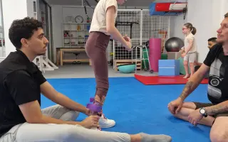 Pomôžme Izabelke chodiť