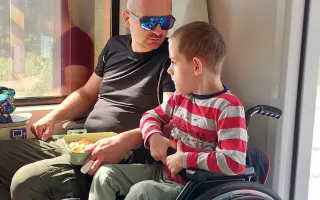 Pomôžte Albertovi brázdiť cyklotrasy s rodinou