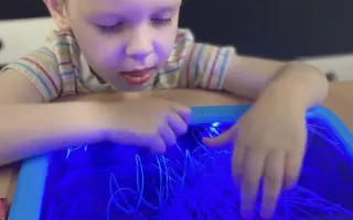 Pomôžme Dominikovi s detským autizmom naďalej napredovať