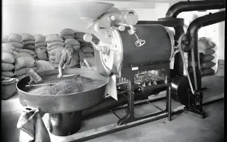 Kávový Baťa - vzniká kniha o historií kávy ako ju nepoznáte