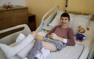 Pomôžme Kikovi pokračovať v náročnej liečbe zdeformovaných nožičiek