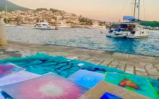 Volanie mora - podporme Luciu zúčastniť sa výstavy obrazov na ostrove Hvar