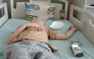 Pomôžme Vladkovi zvládnuť boj s leukémiou a transplantáciu kostnej drene