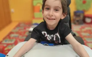 Pomôžme Miškovi postaviť sa na nôžky