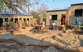 Zanechaj stopu v africkom Mozambiku. Pomôž s výstavbou DOMU RADOSTI pre chudobné deti.