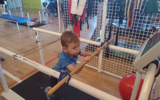 Darujme Dáriusovi rehabilitácie v Axis v Piešťanoch