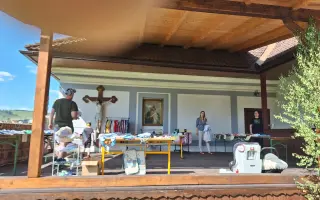Pomôžte nám vytvoriť bezpečný a útulný priestor pre deti! 🧩💛