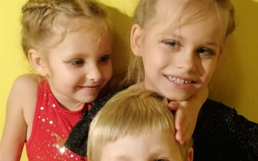 Pomôžme mame s tromi deťmi z Ukrajiny zabezpečiť základné potreby