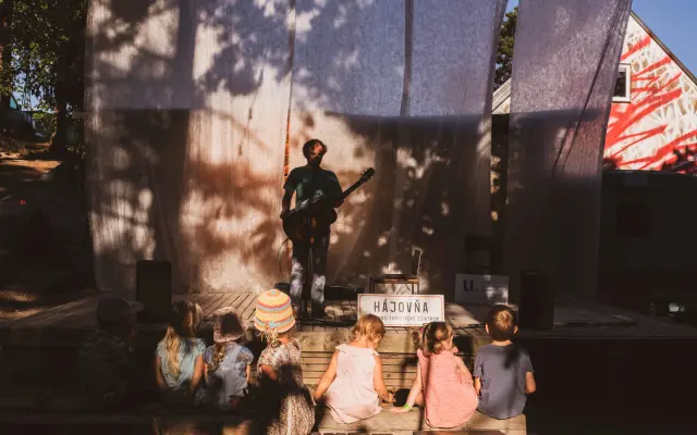 Kultúra potrebuje priestor: Zachráňme kultúrne centrá