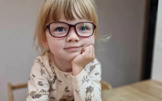 Keď jedna rúčka nestačí: Pomôžme päťročnej Tamarke v rozvoji