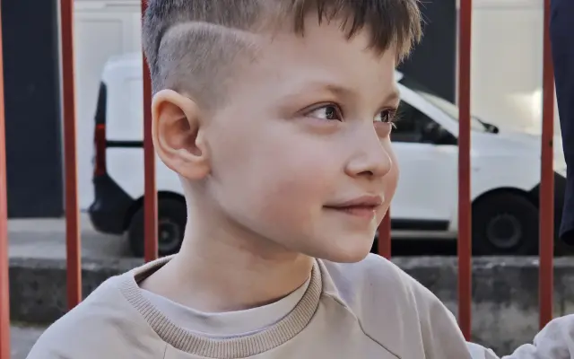 Pomôžme autistickému chlapčekovi Adamkovi napredovať