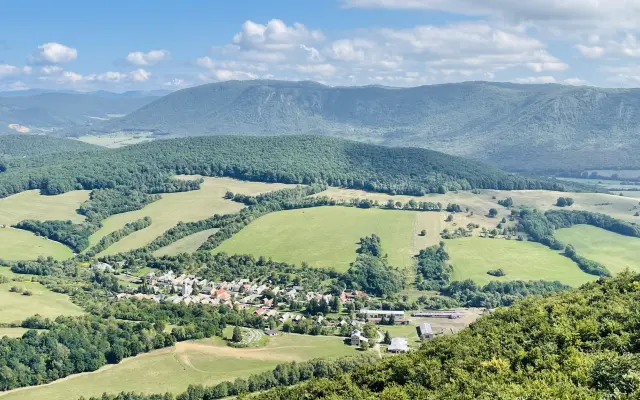 Objavme spoločne skryté krásy Slovenského krasu z obce Rozložná