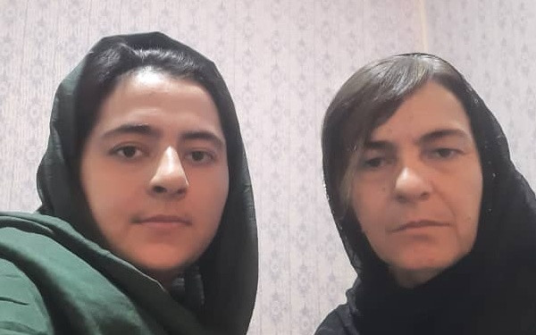 Pomôžme Naqibullahovej mame a mladším súrodencom dostať sa von z teroru