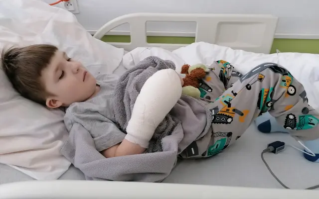Spoločne pomôžme Tomáškovi zabezpečiť rehabilitácie