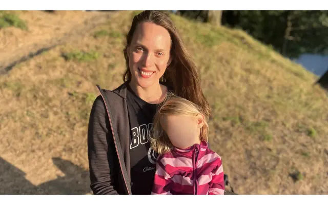 Darujme nový začiatok mame a dcérke po finančnom podvode