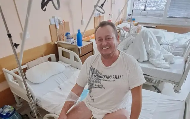 Pomôžme Milanovi postaviť sa na nohy
