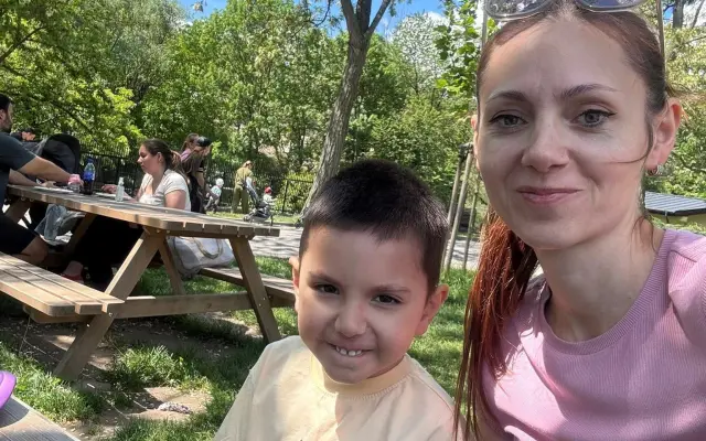 Nový začiatok pre môjho synčeka. Pomôžte nám nestratiť strechu nad hlavou